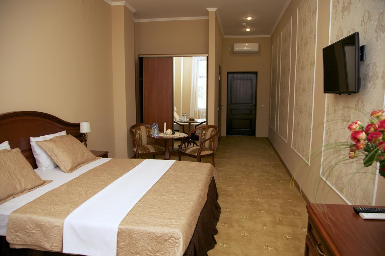 Dioskuria Hotel Sochumi Exterior foto